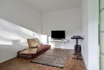 van Godewijckstraat 81, HENDRIK-IDO-AMBACHT