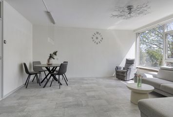 van Godewijckstraat 81, HENDRIK-IDO-AMBACHT
