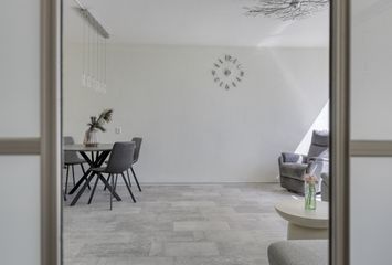 van Godewijckstraat 81, HENDRIK-IDO-AMBACHT