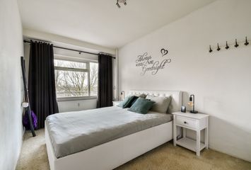 van Godewijckstraat 97, HENDRIK-IDO-AMBACHT