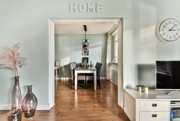 van Godewijckstraat 97, HENDRIK-IDO-AMBACHT