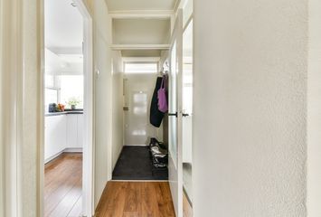 van Godewijckstraat 97, HENDRIK-IDO-AMBACHT