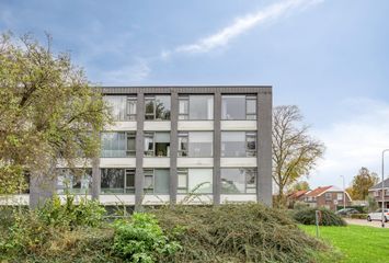 Graaf Willemlaan 100, HENDRIK-IDO-AMBACHT