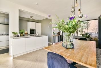 Dijkmeesterstraat 12, HENDRIK-IDO-AMBACHT