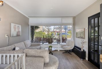 Warmoeziershof 36, HENDRIK-IDO-AMBACHT