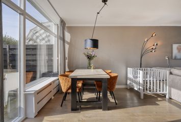 Warmoeziershof 36, HENDRIK-IDO-AMBACHT