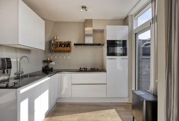 Warmoeziershof 36, HENDRIK-IDO-AMBACHT