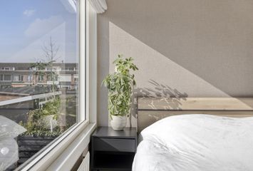 Warmoeziershof 36, HENDRIK-IDO-AMBACHT