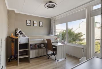 Warmoeziershof 36, HENDRIK-IDO-AMBACHT