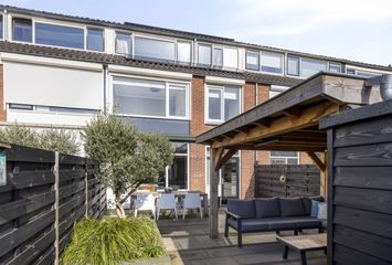 Warmoeziershof 36, HENDRIK-IDO-AMBACHT