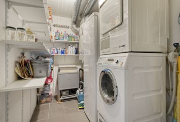 Westpier 56, ZWIJNDRECHT