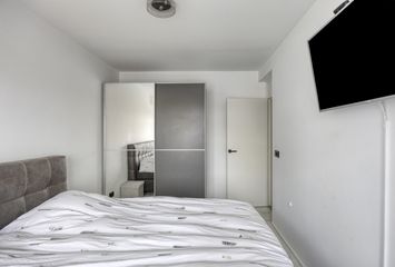 van Godewijckstraat 71, HENDRIK-IDO-AMBACHT