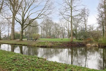 van Godewijckstraat 71, HENDRIK-IDO-AMBACHT