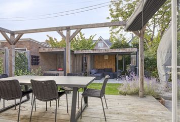 Witbloemstraat 8, RIDDERKERK