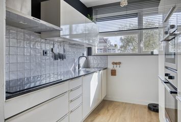 Laagveen 36, HENDRIK-IDO-AMBACHT