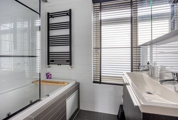 Dillenburg 12, HENDRIK-IDO-AMBACHT