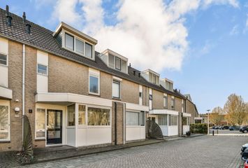 Jan P. Vethstraat 64, HENDRIK-IDO-AMBACHT