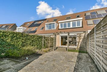 Jan P. Vethstraat 64, HENDRIK-IDO-AMBACHT