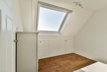 Jan P. Vethstraat 64, HENDRIK-IDO-AMBACHT