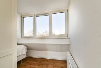 Jan P. Vethstraat 64, HENDRIK-IDO-AMBACHT