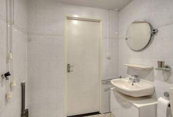 Van Renesseborch 25, HENDRIK-IDO-AMBACHT