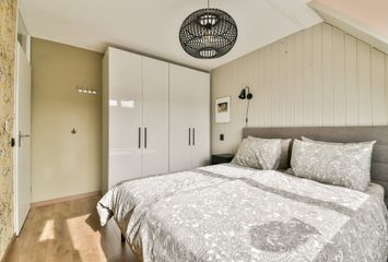 Olykamp 94, HENDRIK-IDO-AMBACHT