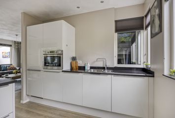 Steenplaats 12, HENDRIK-IDO-AMBACHT