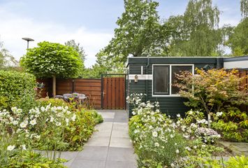 Steenplaats 12, HENDRIK-IDO-AMBACHT