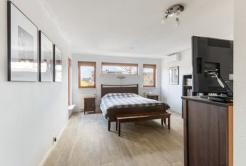 Groenewaal 13, HENDRIK-IDO-AMBACHT