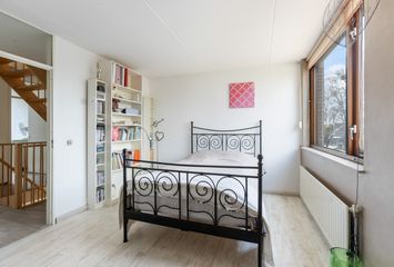 Groenewaal 13, HENDRIK-IDO-AMBACHT