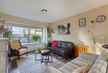 Isaac Sweerslaan 3, HENDRIK-IDO-AMBACHT