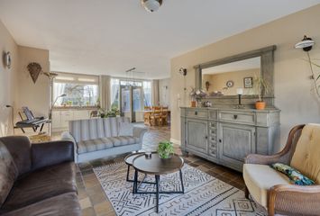 Isaac Sweerslaan 3, HENDRIK-IDO-AMBACHT