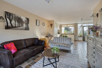 Isaac Sweerslaan 3, HENDRIK-IDO-AMBACHT