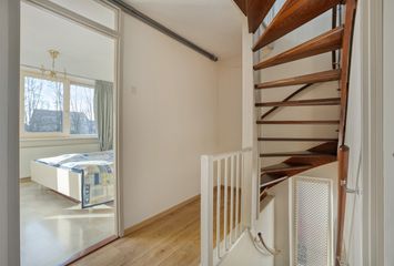 Isaac Sweerslaan 3, HENDRIK-IDO-AMBACHT