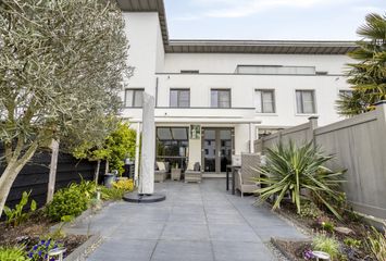 Moerbeigaarde 12, HENDRIK-IDO-AMBACHT