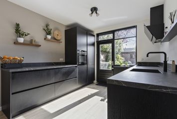 Kennipwerf 2, HENDRIK-IDO-AMBACHT