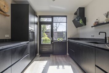 Kennipwerf 2, HENDRIK-IDO-AMBACHT