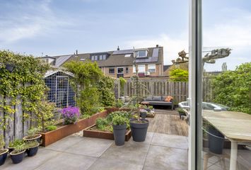 Pruylenborg 32, HENDRIK-IDO-AMBACHT