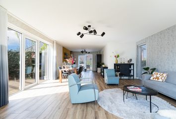 Voorn 120, HENDRIK-IDO-AMBACHT