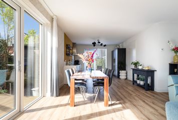 Voorn 120, HENDRIK-IDO-AMBACHT