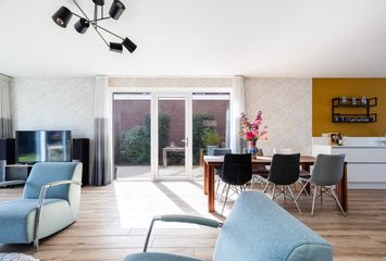 Voorn 120, HENDRIK-IDO-AMBACHT