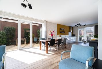 Voorn 120, HENDRIK-IDO-AMBACHT