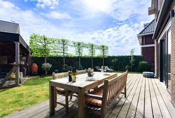 Voorn 120, HENDRIK-IDO-AMBACHT