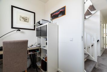 Voorn 120, HENDRIK-IDO-AMBACHT