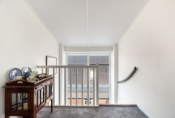 Voorn 120, HENDRIK-IDO-AMBACHT