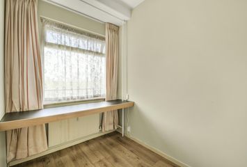 van Godewijckstraat 247, HENDRIK-IDO-AMBACHT