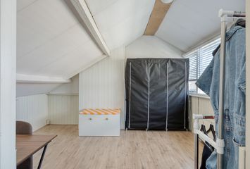 Warmoeziershof 7, HENDRIK-IDO-AMBACHT