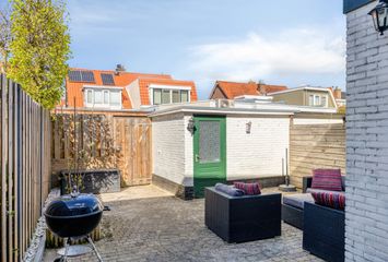 Warmoeziershof 7, HENDRIK-IDO-AMBACHT