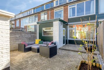 Warmoeziershof 7, HENDRIK-IDO-AMBACHT