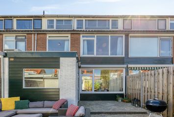 Warmoeziershof 7, HENDRIK-IDO-AMBACHT